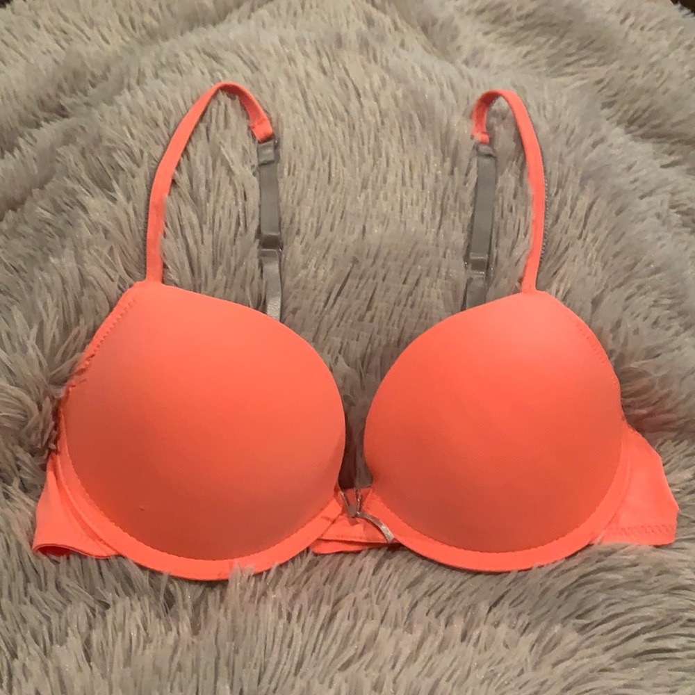 XOXO push-up bra